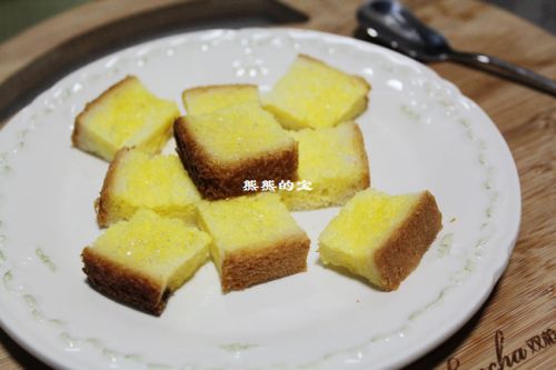 微波版黄油吐司的做法