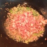 培根蛋炒饭的做法图解8