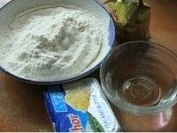 电饭煲什锦披萨的做法图解1