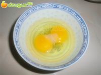 高汤鸡蛋羹的做法图解2