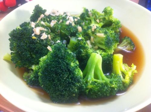 蚝油蒜蓉西兰花的做法