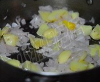 咖喱土豆炖排骨的做法图解5