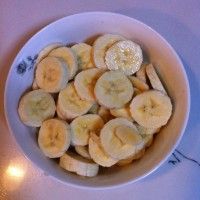 香蕉牛奶沙拉的做法图解1