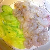 清炒虾仁的做法图解1
