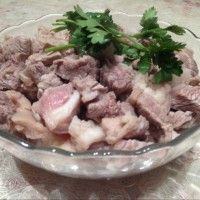 牛腩炖西红柿的做法图解1