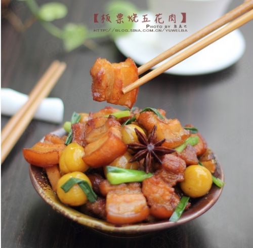 板栗烧五花肉的做法