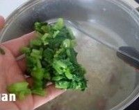 菠菜猪肝粥的做法图解7