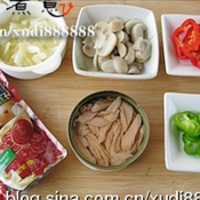 家庭版薄饼披萨的做法图解2