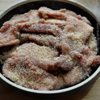 玫瑰腐乳粉蒸肉的做法图解5