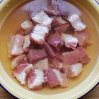 鹌鹑蛋红烧肉的做法图解5