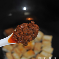 香菇酱炒豆腐黑木耳的做法图解4