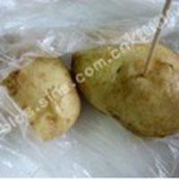 水煮蛋果蔬色拉的做法图解1