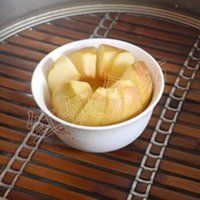 蒸苹果的做法图解4