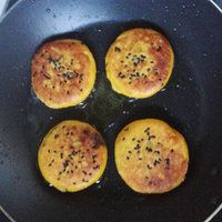 奶香南瓜饼的做法图解4