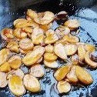 杏鲍菇扣西兰花的做法图解4