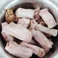 冬瓜烧排骨的做法图解1