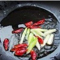 金针菇炒羊肉卷 的做法图解2