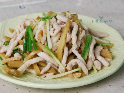 榨菜炒肉丝的做法