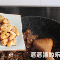 黑蒜子牛肉粒的做法图解17