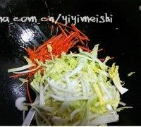 三丝炒大白菜的做法图解4