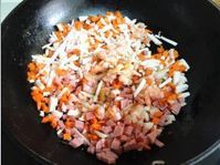 虾仁鸡蛋饼的做法图解3