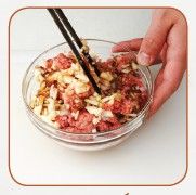 洋葱苹果牛肉馅饼的做法图解2