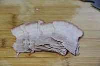 蒜泥白肉的做法图解2