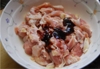 番茄鸡肉蝴蝶结意面的做法图解1