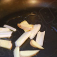 茄汁鸡翅(备足米饭)的做法图解2