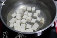 酱香肉末豆腐的做法图解2