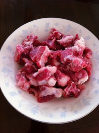 玫瑰腐乳排骨的做法图解1