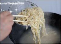 肉丝儿炒面的做法图解2