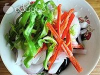 洋葱拌木耳的做法图解5
