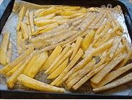 自制健康烤薯条的做法图解4