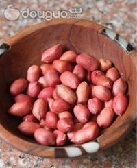 姜葱花生焖猪蹄的做法图解5