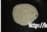 鸡蛋葱花饼的做法图解7