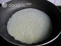 鸡蛋面饼三明治的做法图解7
