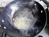 竹笋炒肉丝的做法图解5