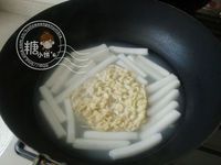 简单做韩餐外卖拉面炒年糕的做法图解3