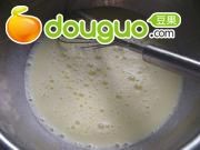 芒果鲜奶冰激凌的做法图解5