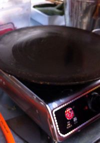 自制煎饼果子的做法图解1