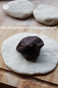 红豆沙包子的做法图解5