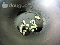 青菜蘑菇汤的做法图解3