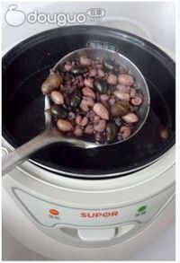 乌发养颜早餐粥的做法图解5