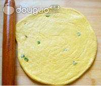 黄金葱油饼的做法图解8