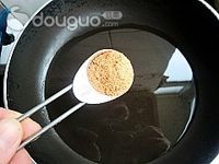 荠菜猪肉锅贴的做法图解5