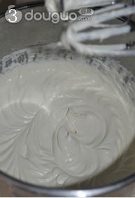车厘子优酪乳慕斯杯的做法图解3