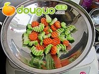 干锅麻辣鸡翅尖的做法图解4