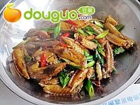 干锅麻辣鸡翅尖的做法图解13