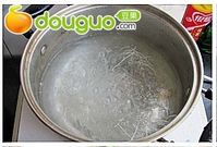 菠菜蛋皮拌粉丝的做法图解2